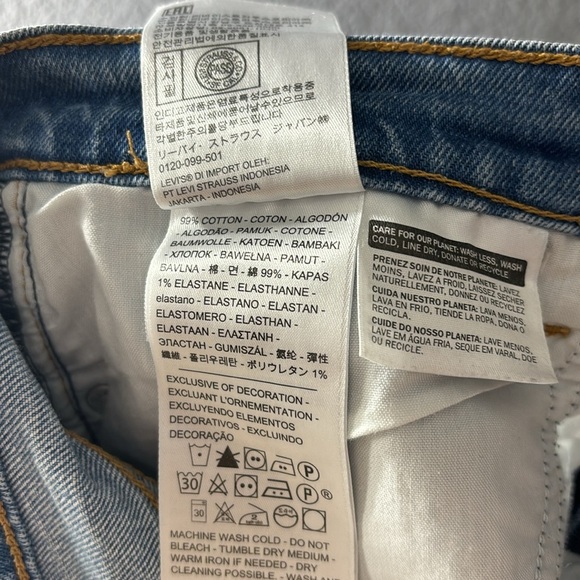 Levi’s Wedgie Straight Jive Tone Jeans - Picture 13 of 14